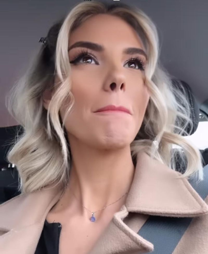 ramona olaru, asistentă tv, panică, paris, taxi, bani