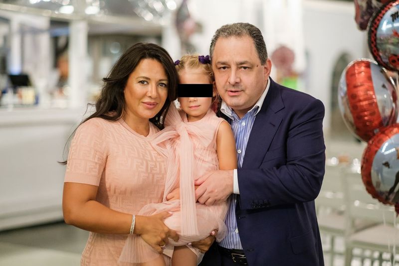 Marian Vanghelie și Oana Mizil fetiță