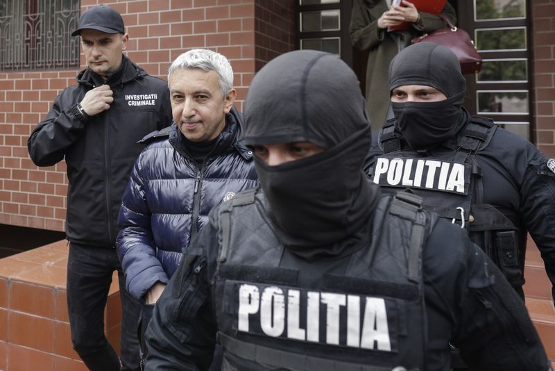 Dan Diaconescu, la vila din Primăverii dan diaconescu mascati