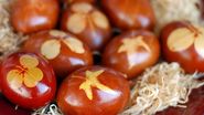 Rețetă ouă vopsite în vin roșu. Cea mai simplă rețetă, pentru o culoare naturală, fără chimicale
