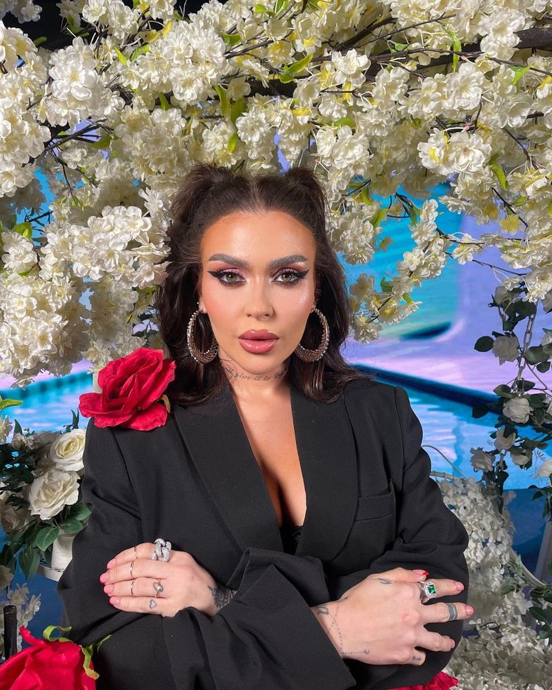 oana radu, artistă, dramă, copilărie, tată