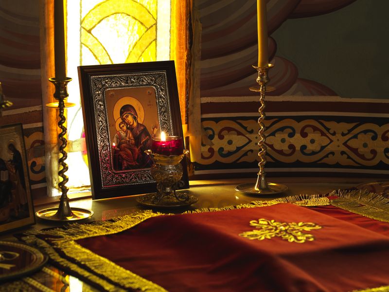 Calendar Ortodox, Miercuri, 3 mai 2023. Află ce sfinți sunt prăznuiți astăzi