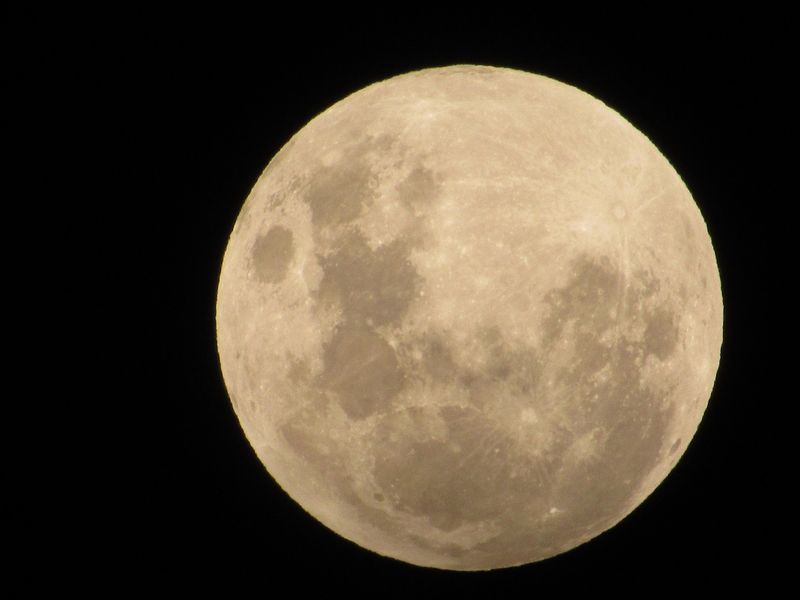 Eclipsă penumbrală de Lună: 5 mai 2023. La ce oră începe și unde va fi vizibilă Eclipsă penumbrală de Lună: 5 mai 2023. La ce oră începe și unde va fi vizibilă