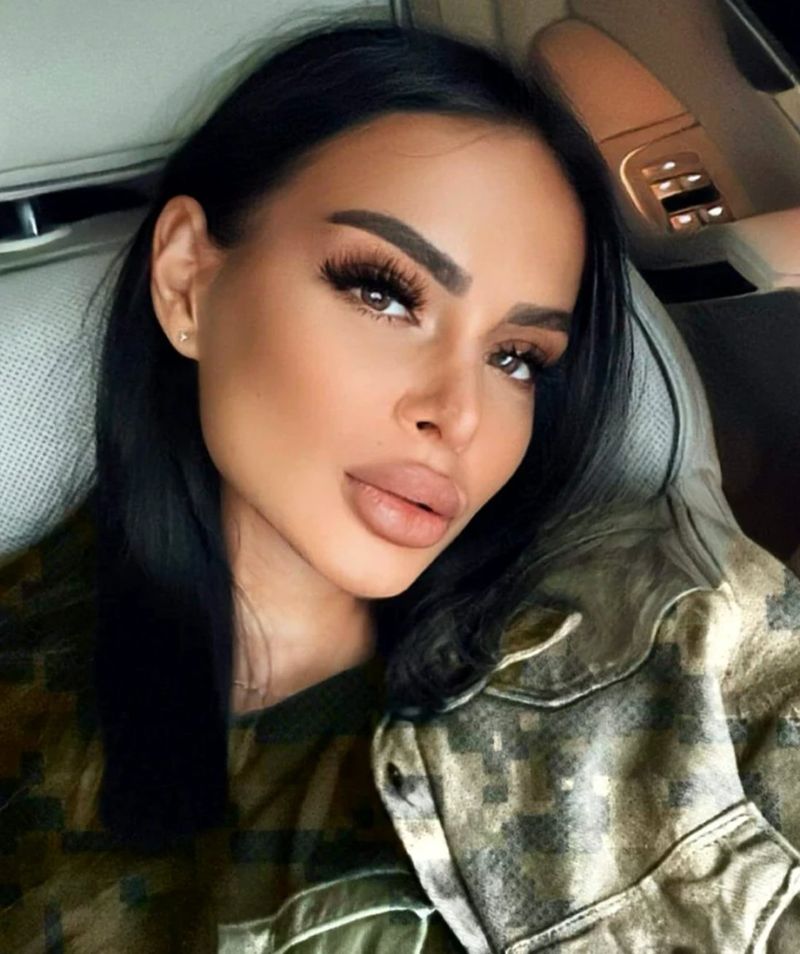 Iubita lui Dinu Maxer