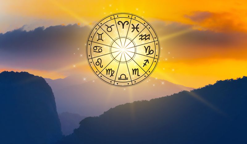 Horoscop IUNIE 2023 Horoscop IUNIE 2023