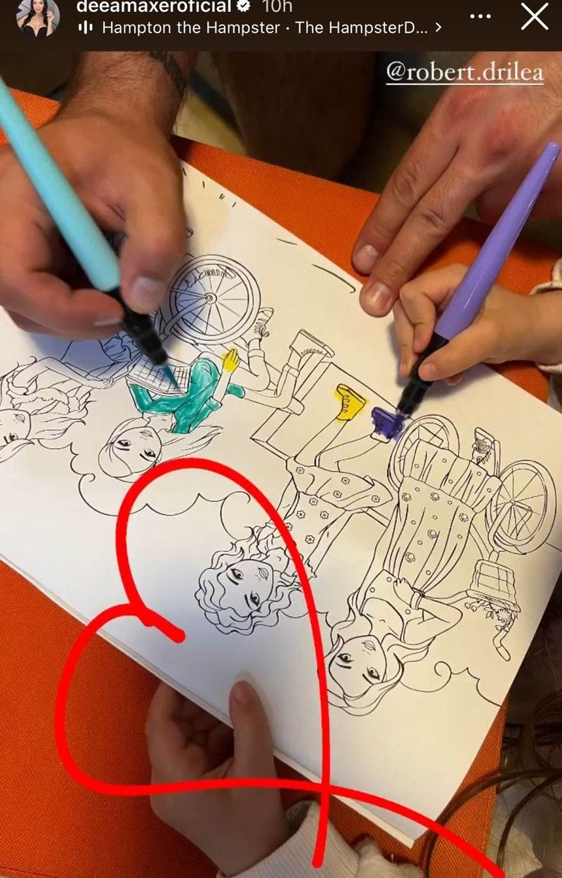 Iubitul și fiica Deei Maxer