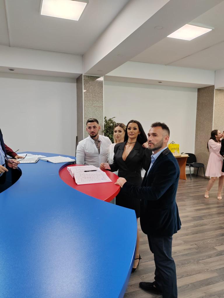 Adelina și Radu Dragne, c&acirc;știgătorii &bdquo;Puterea Dragostei&rdquo;,&nbsp; s-au căsătorit civil