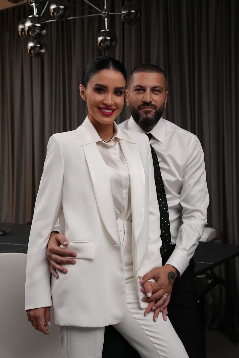 Adelina Pestrițu și soțul ei, Virgil Șteblea Cum a aflat Adelina Pestrițu că este însărcinată?
