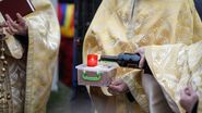 Ce se dă de pomană la Moșii de vară 2023. Vezi ce e bine să împarți pentru cei morți
