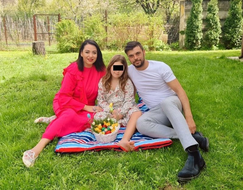 Oana Roman și Marius Elisei fiică