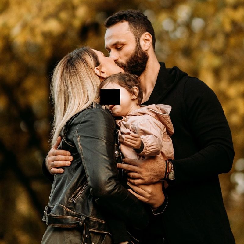 Feli Donose tată copil relație