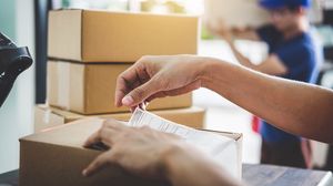 Program Poșta Română de Rusalii 2023. Vezi dacă sunt deschise oficiile poștale pe 5 iunie