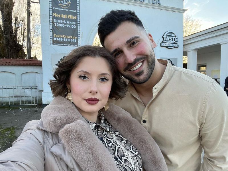 Giovana și Sese Mireasa părinți
