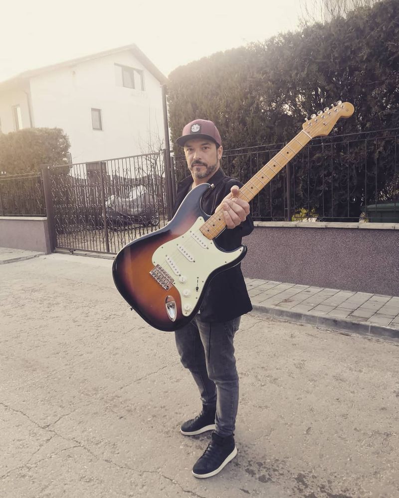 Cine este Lisa Despot, soția solistului de la Vița de vie. Cei doi sunt împreună de peste 20 de ani