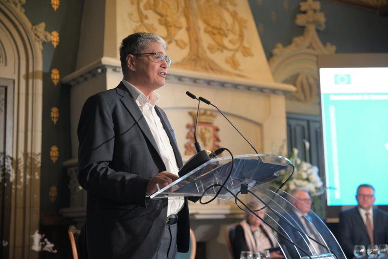 Cine este Marcel Boloș. Biografie v&acirc;rstă, studii, carieră, familie. Află totul despre cariera politică