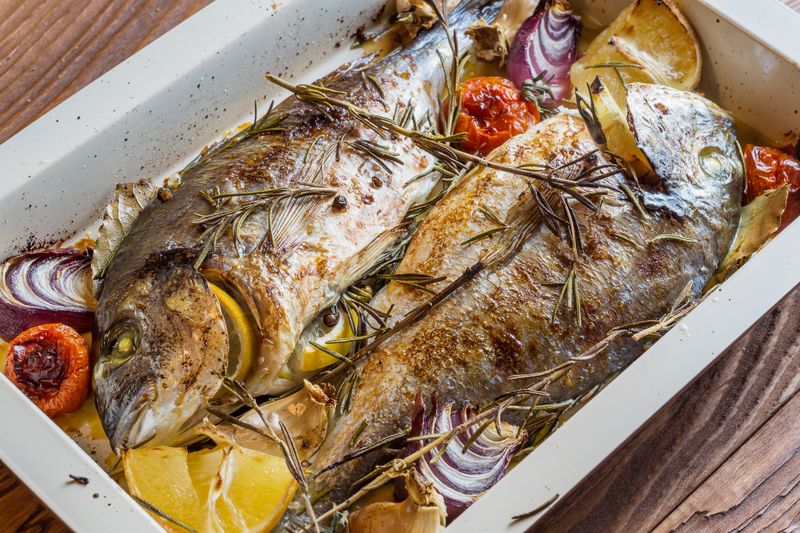 Zilele cu dezlegare la pește din Postul Sfinților Petru și Pavel 2023. Idei de preparate din pește, care pot fi consumate în aceste zile