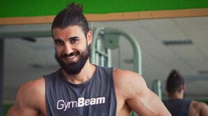 Cine este și cu ce se ocupă Andi Constantin. „Burlacul” a luptat recent într-o gală RXF