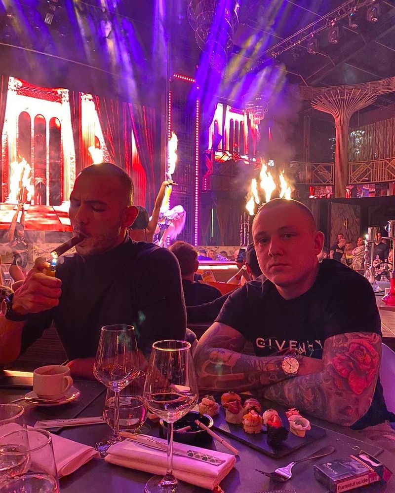 Cine este Vlad Obu, t&acirc;nărul care a &icirc;ncercat să &icirc;i copieze pe frații Tate? Interlopul a fost arestat, după ce a fost prin că racola femei