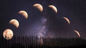 Fazele Lunii Iulie 2023. Vezi când pică următoarea Lună Plină