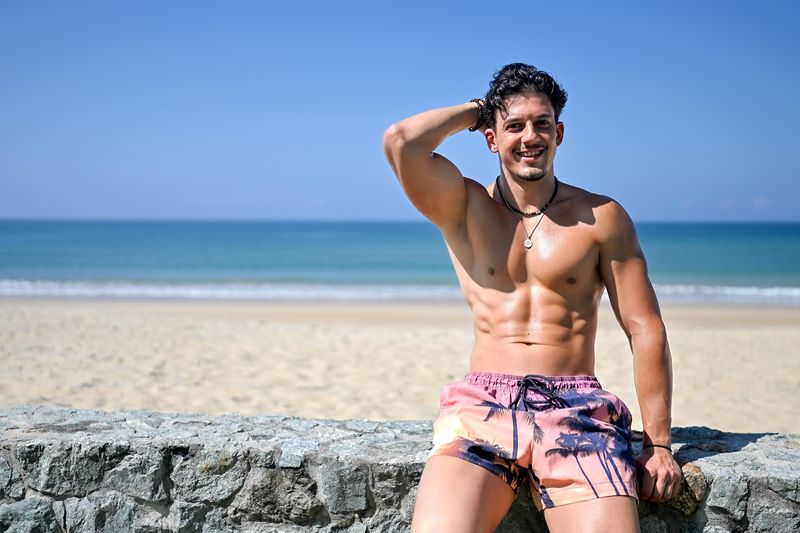 Cine este Vlad Ghermănescu de la Insula iubirii 2023. Ispita masculină este pompier militar