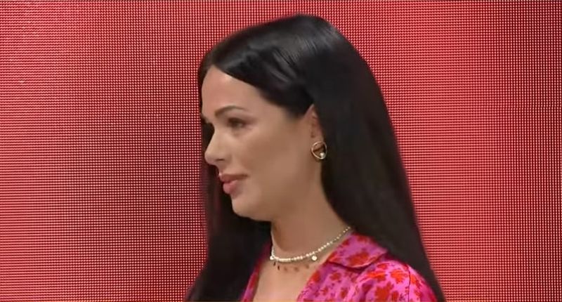 deea maxer a izbucnit in lacrimi la teo show