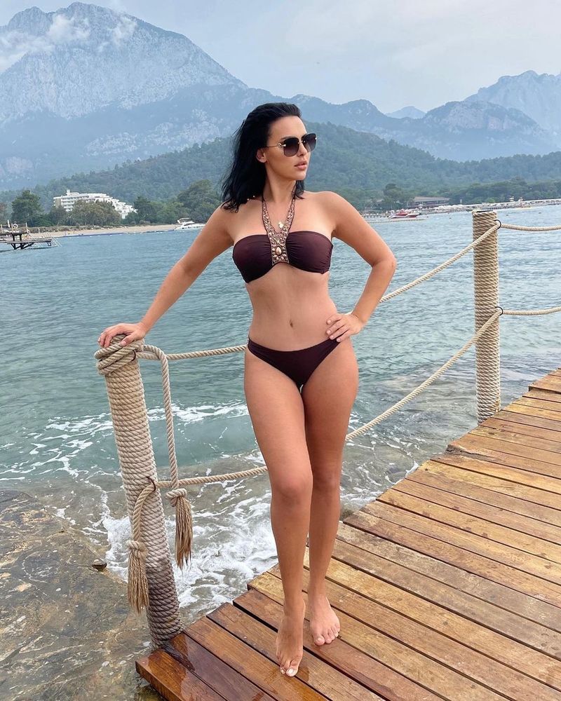 lavinia pirva