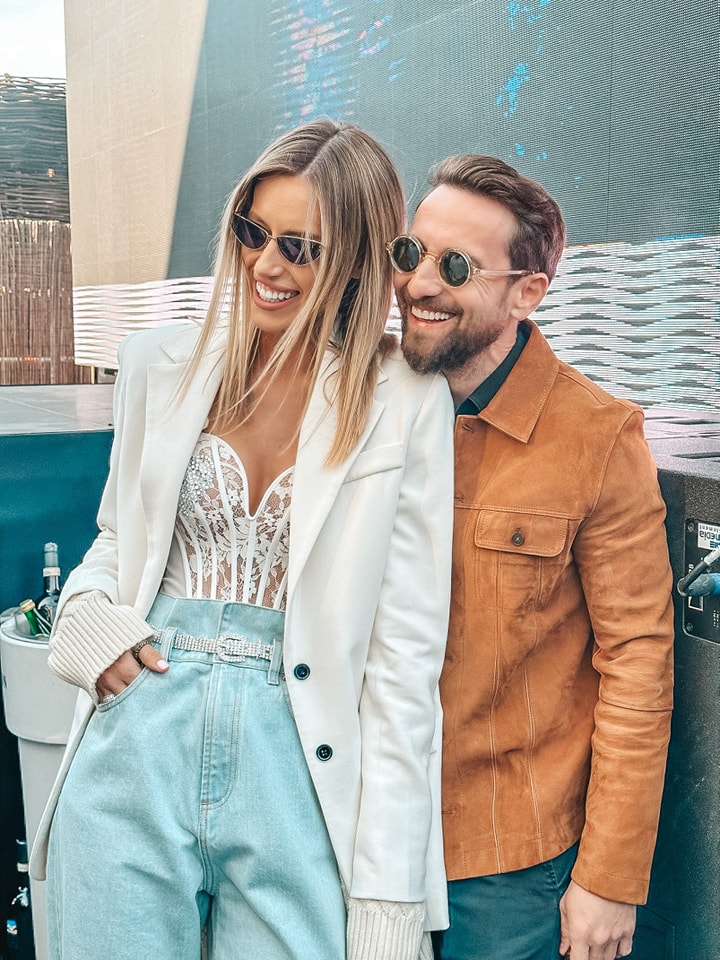 Dani Oțil, Gabriela Prisăcariu 
