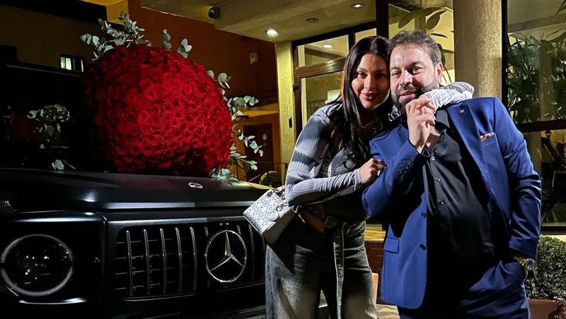 Roxana Stoian a primit un cadou de lux din partea lui Florin Salam 