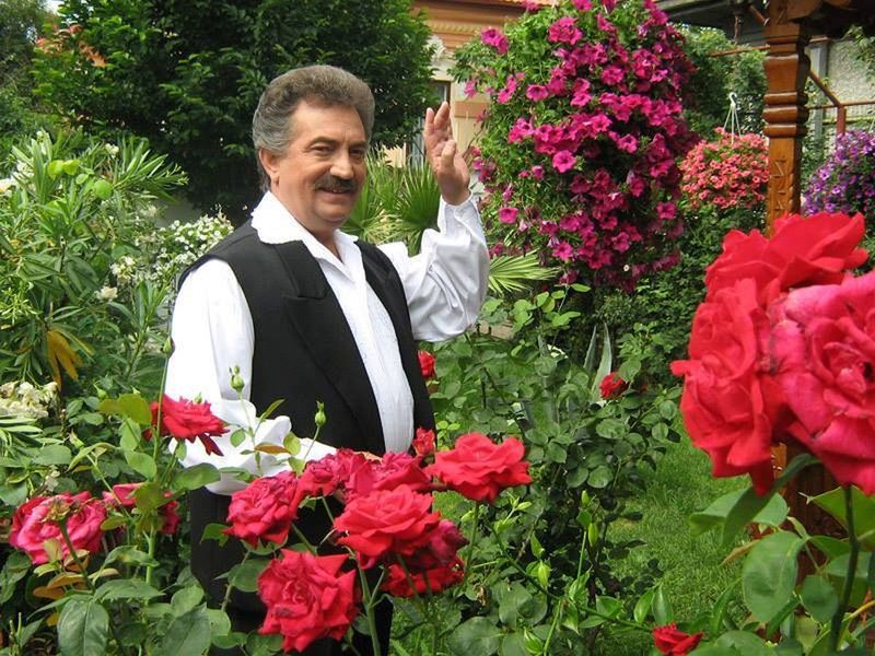 Petrică M&icirc;țu Stoian