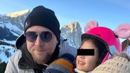Simona Gherghe alături de soțul ei, Răzvan Săndulescu și cei doi copii ai lor