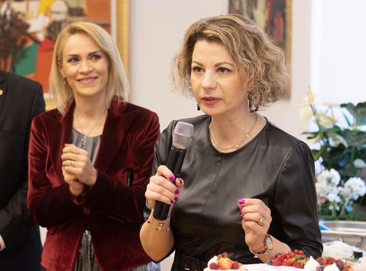 Cine este Ligia Gheorghe, apropiata Gabrielei Firea. Consiliera este implicată în scandalul de la azilul de bătrâni