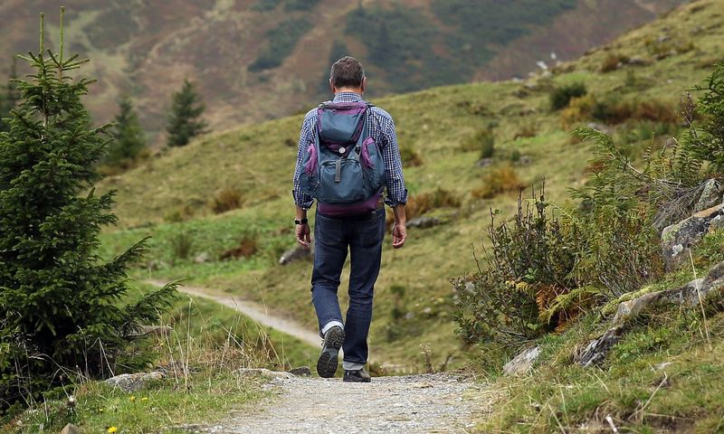 Listă bagaj munte 2023. Obiecte esențiale pe care trebuie să le ai în rucsacul de munte
