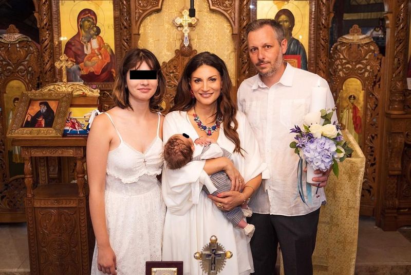 Ioana Ginghină alături de viitorul ei soț, Cristi Pitulice și fiica ei dintr-o căsnicie anterioară, Ruxi