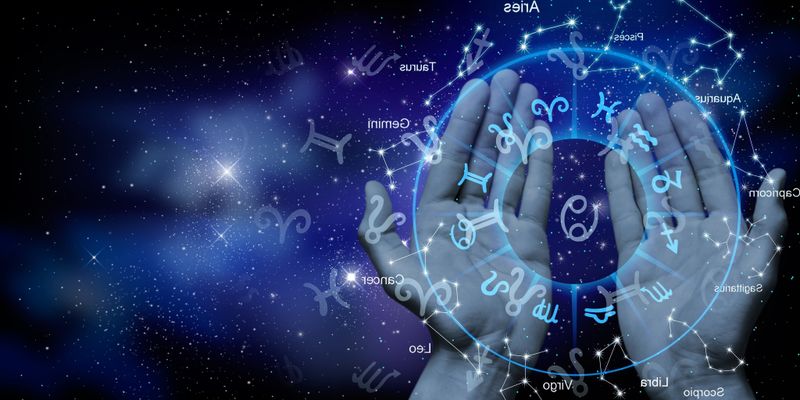 Horoscop lunar august 2023. Predicții astrologice pentru toate cele 12 zodii