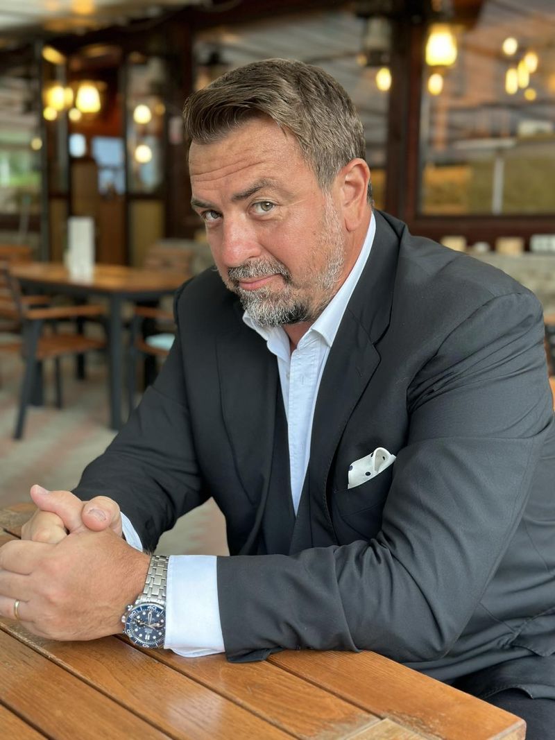 Cine este Horia Brenciu. Biografie: v&acirc;rstă, carieră, familie