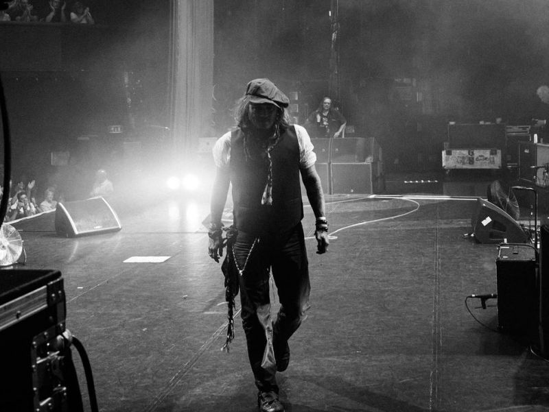 Johnny Depp, probleme grave de sănătate, chiar &icirc;nainte de concertul din Budapesta