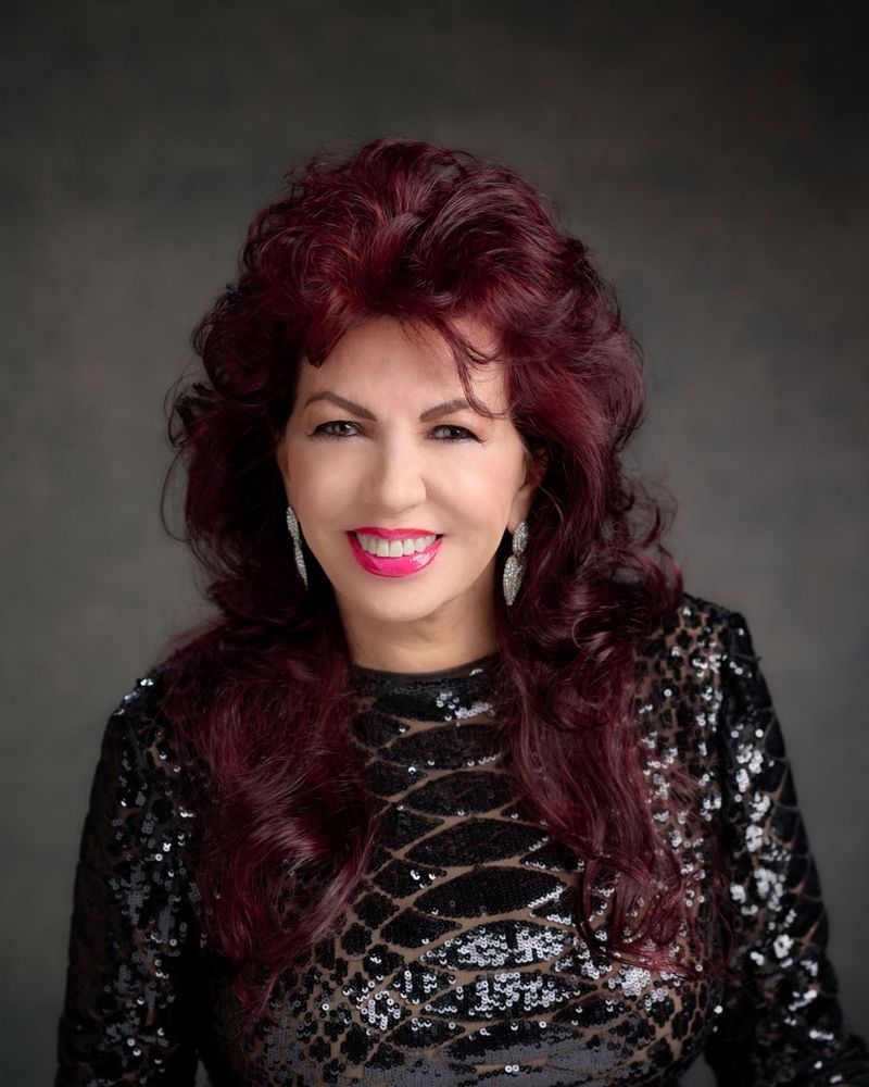 Carmen Harra