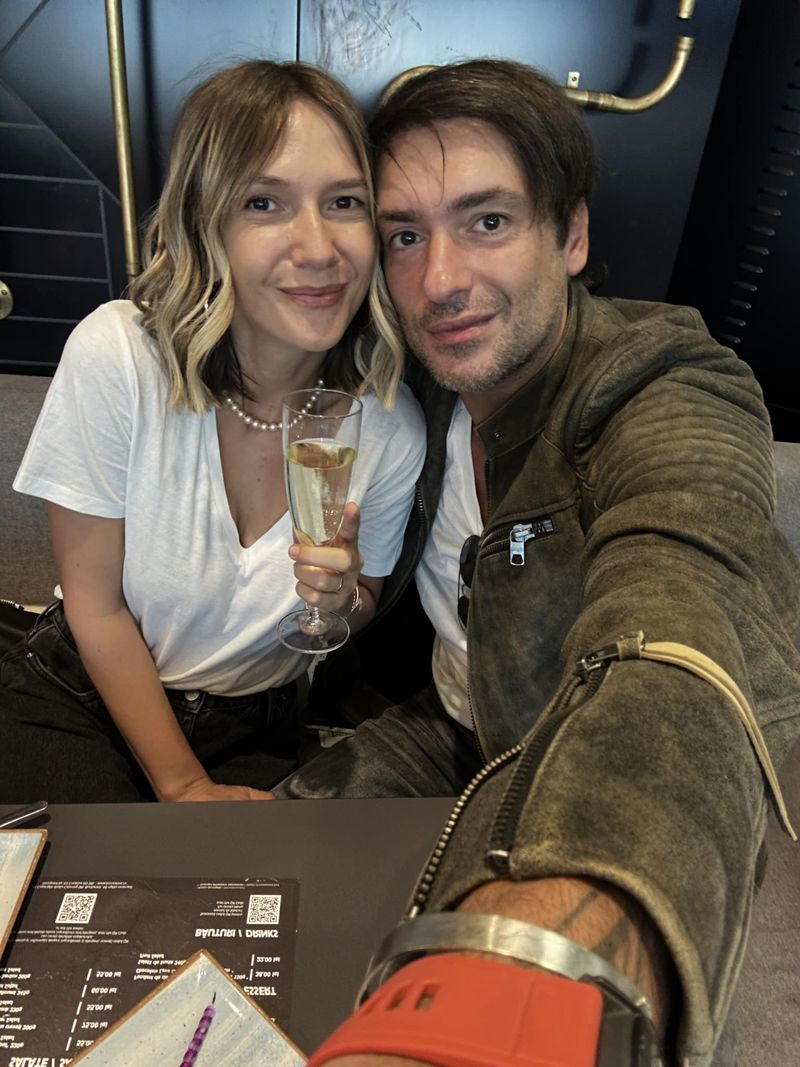 Adela Popescu și Radu V&acirc;lcan 