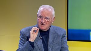 Dumitru Dragomir, fost președinte LFP  Dumitru Dragomir, fost președinte FRF