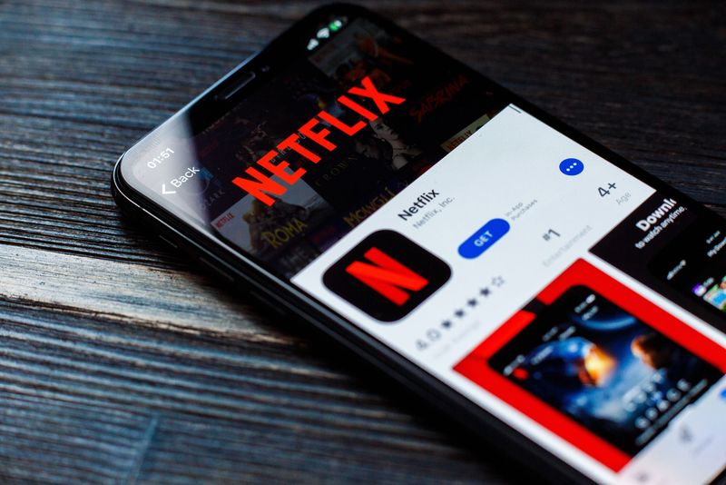 100 coduri secrete pentru Netflix care te vor ajuta să găsesti mai ușor filmele preferate