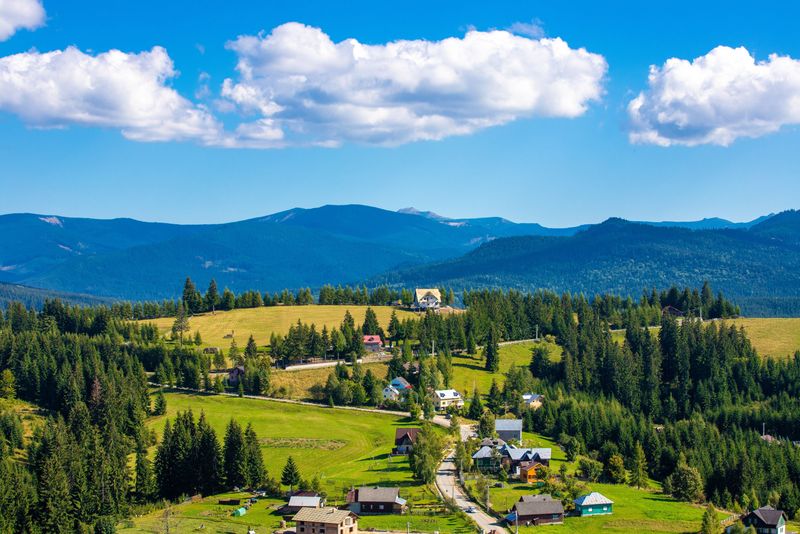 Ce poți vizita &icirc;n Moldova și Bucovina? Obiective turistice pe care le poți vizita &icirc;n concediul de vară din august 2023