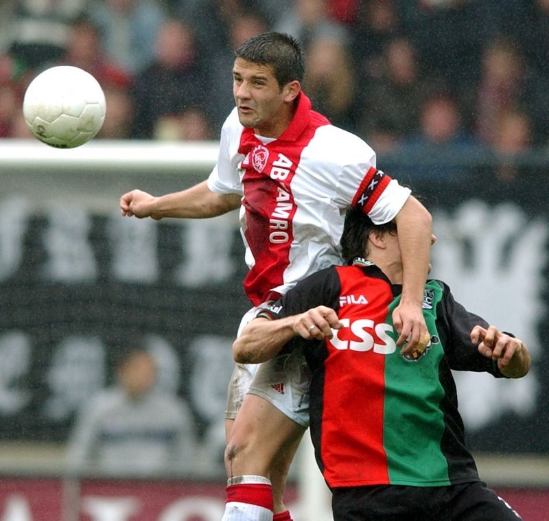 Cristi Chivu legitimat la Ajax Amsterdam