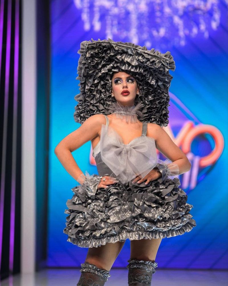 Jasmine, concurentă la 