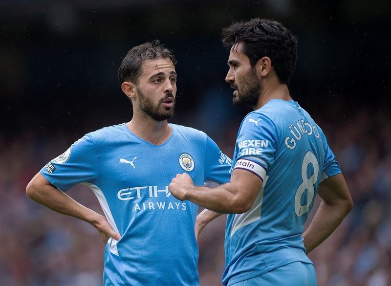 Bernardo Silva alături de fostul său coechipier, İlkay G&uuml;ndoğan, legitimat &icirc;n prezent la FC Barcelona