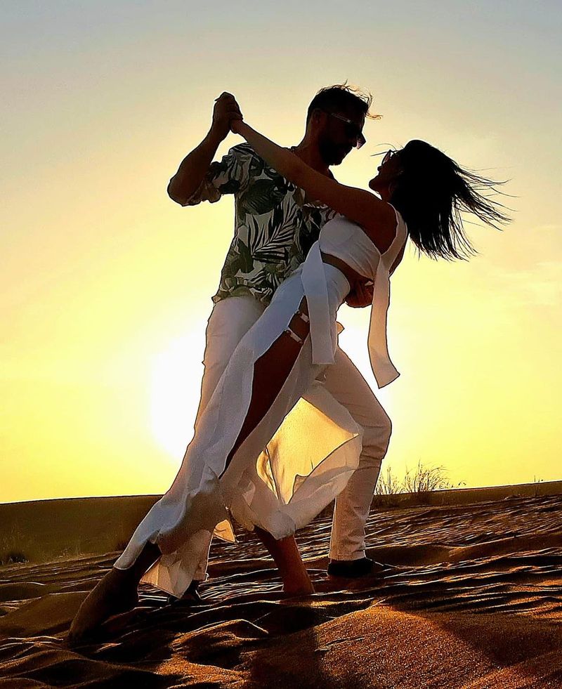 Dinu Maxer și Magdalena Chihaia s-au afișat într-o ipostază romantică pe internet