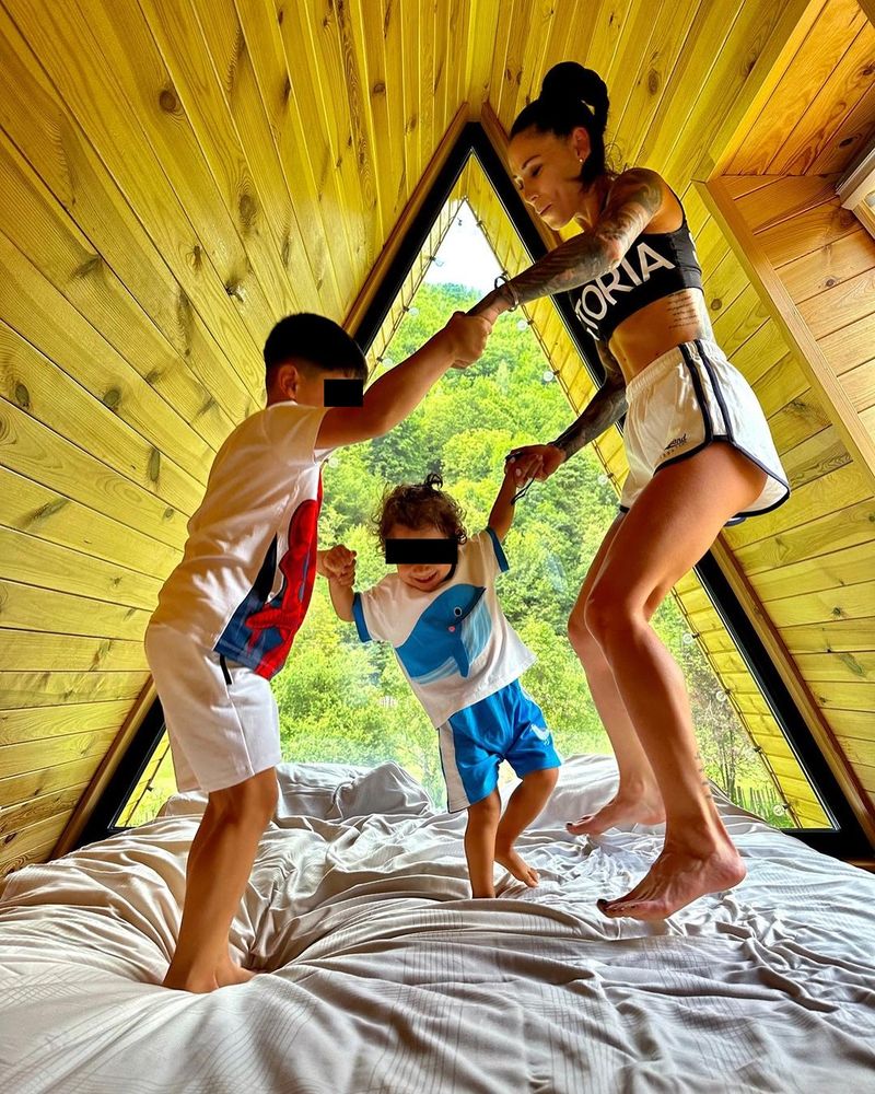 Roxana Vancea, reguli stricte atunci când vine vorba de educația copiilor 