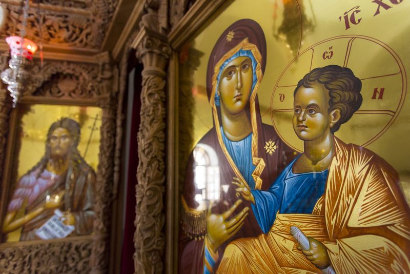 Iată de ce există două sărbători de Sfânta Maria în calendarul creștin ortodox și când se spune, de fapt, “La mulți ani!”.