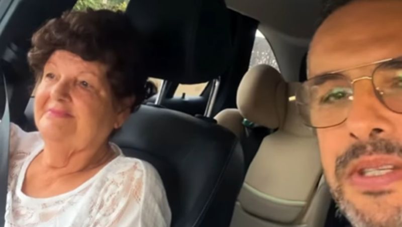 Mădălin Ionescu și mama sa