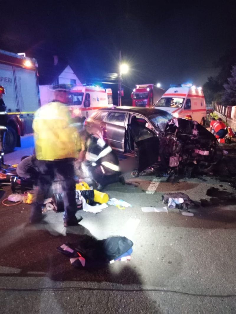 Patru artiști de muzică folclorică au murit într-un accident cumplit în Suceava, după ce au plecat de la un festival Accident rutier
