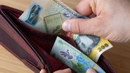Cinci sfaturi ca să economisești bani în 2023 și cum să îți atingi obiectivele pentru acest an